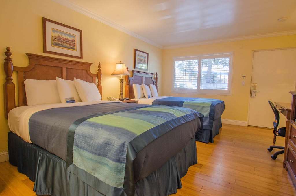 Continental Inn Santa Cruz Quarto foto